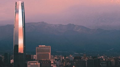 Dureza del agua en Santiago; así afecta a tu empresa
