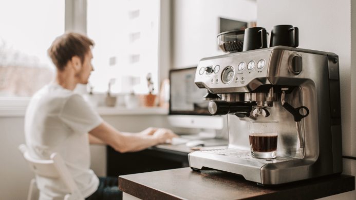 5 motivos de por qué tener una máquina de cafe en la oficina